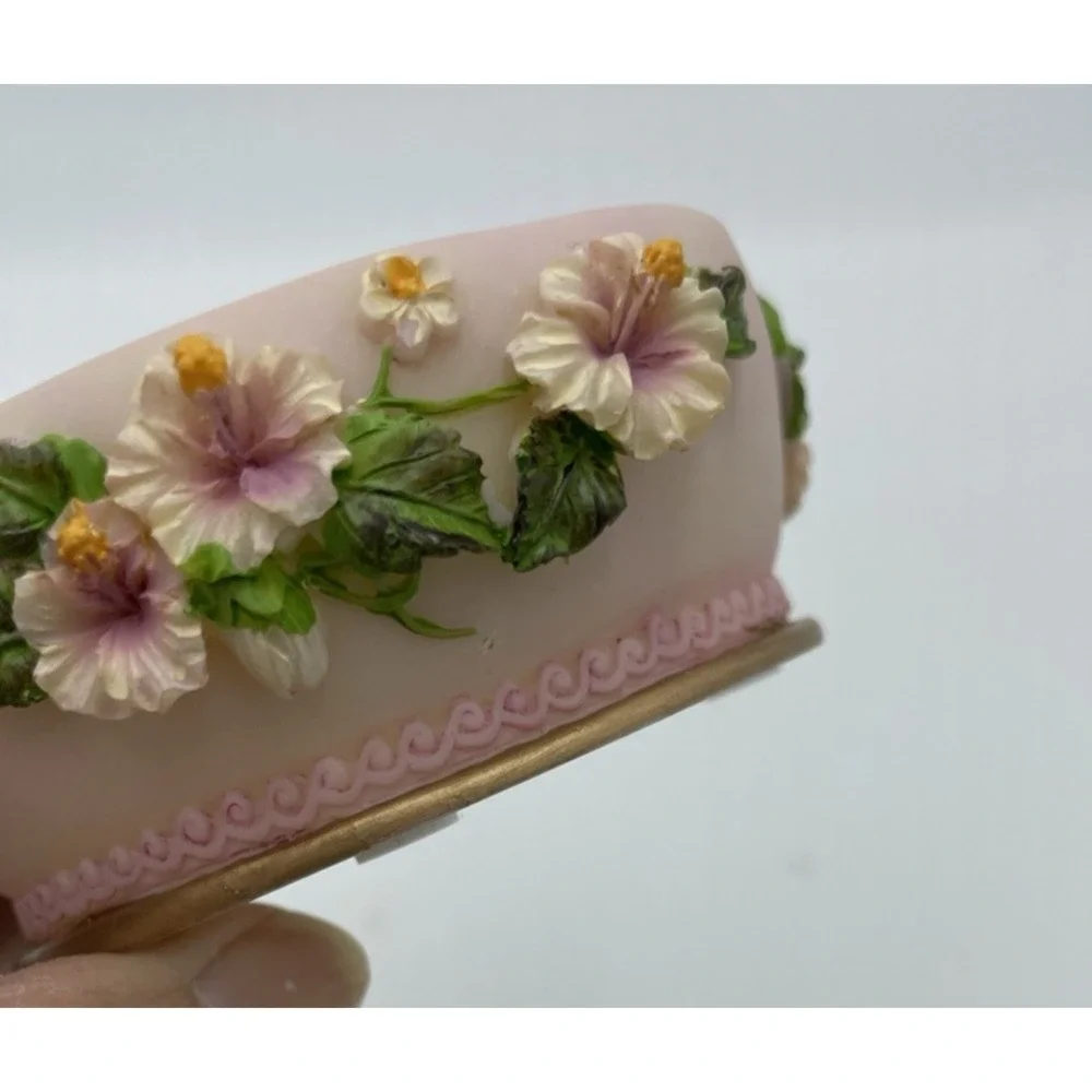 Vtg‎ Hummingbird Songbird Treasures Music Box Collection Unchained Melody